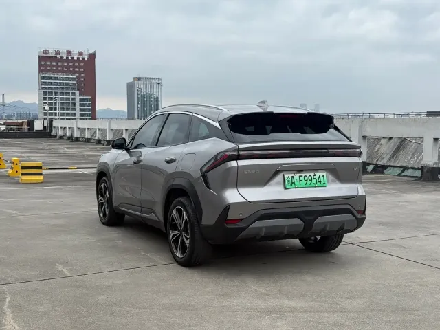 Geely Galaxy Galaxy L7 2023 1.5T 115km PLUS — Фото автомобиля 7
