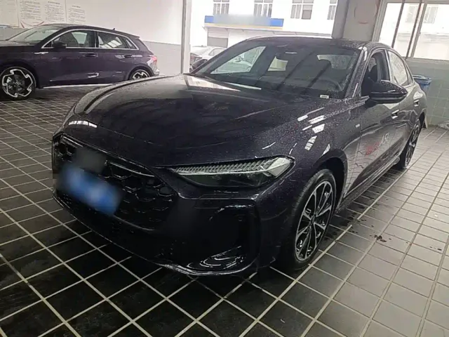 Фотография автомобиля — Audi A5L
