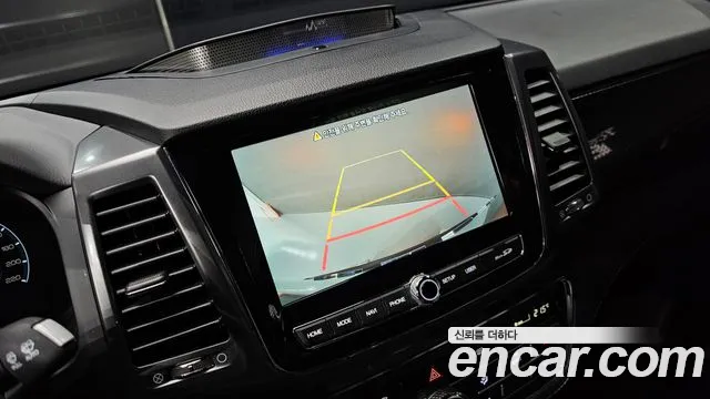 KG_Mobility_Ssangyong Rexton Новый Rexton Sport Khan Дизель 2.2 4WD — Фото автомобиля 16
