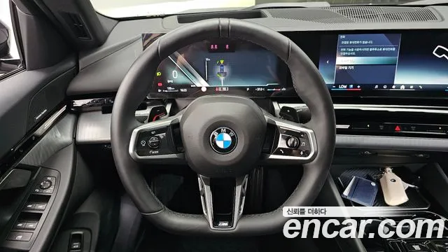 BMW 5-Series — Фото автомобиля 10