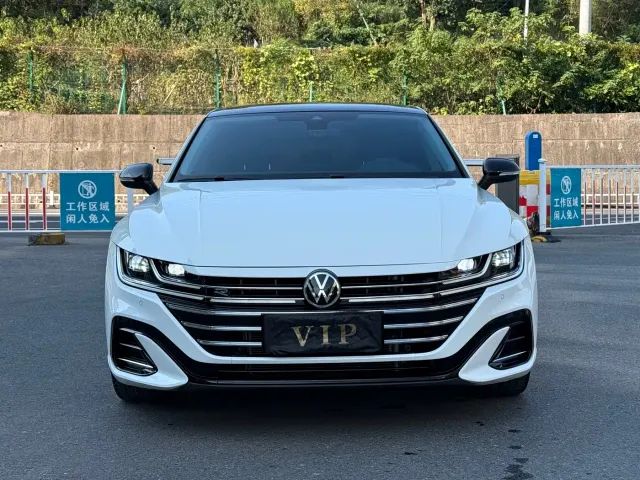 Volkswagen CC — Фото автомобиля 2