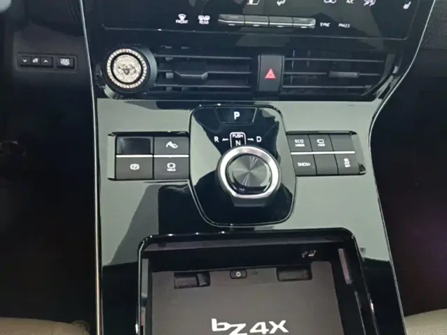 Toyota FAW Toyota bZ4X — Фото автомобиля 13