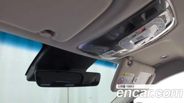 Genesis GV70 2.5T Бензин 2WD — Фото автомобиля 5