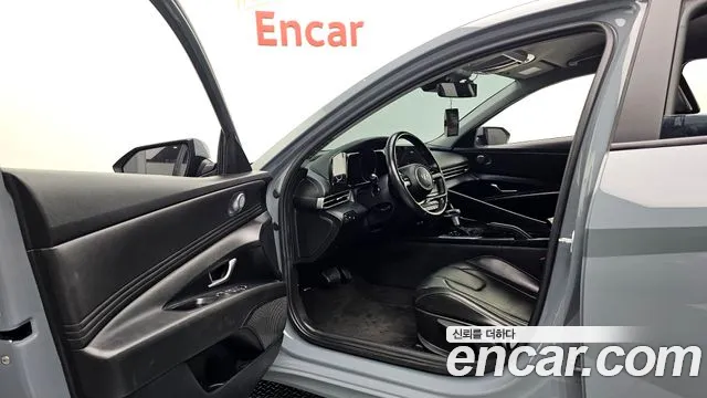 Hyundai Avante CN7 — Фото автомобиля 10