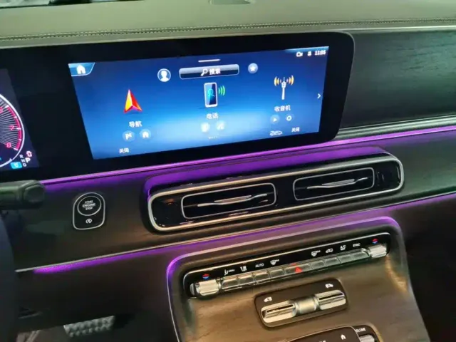 Mercedes-Benz V-Class — Фото автомобиля 12