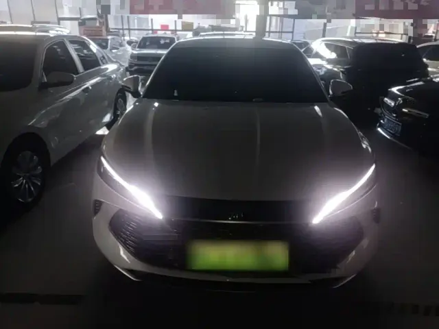 BYD Qin L — Фото автомобиля 2