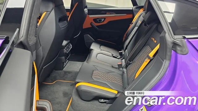 Lamborghini Urus — Фото автомобиля 8