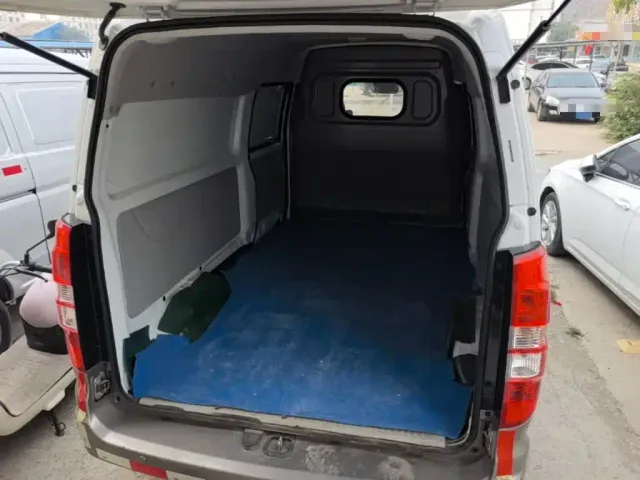 Jinbei New Hiace X30L — Фото автомобиля 18