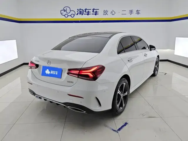 Mercedes-Benz A-Class — Фото автомобиля 3