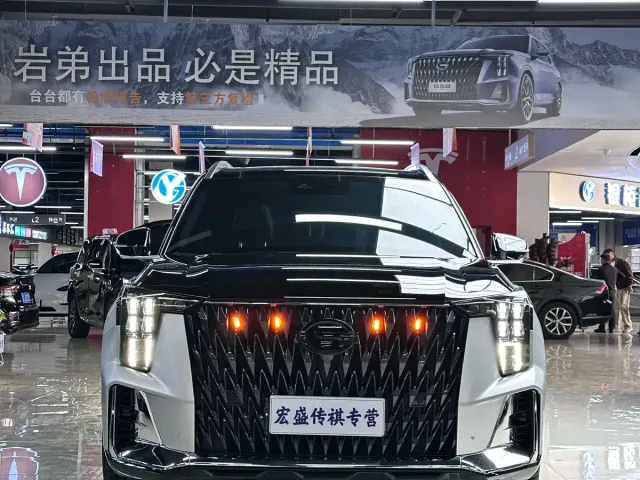 GAC Trumpchi GS8 — Фото автомобиля 4