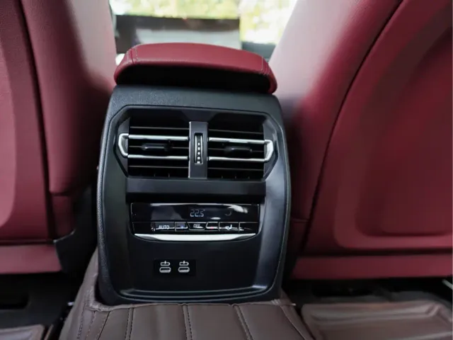 BMW 3 Series — Фото автомобиля 19