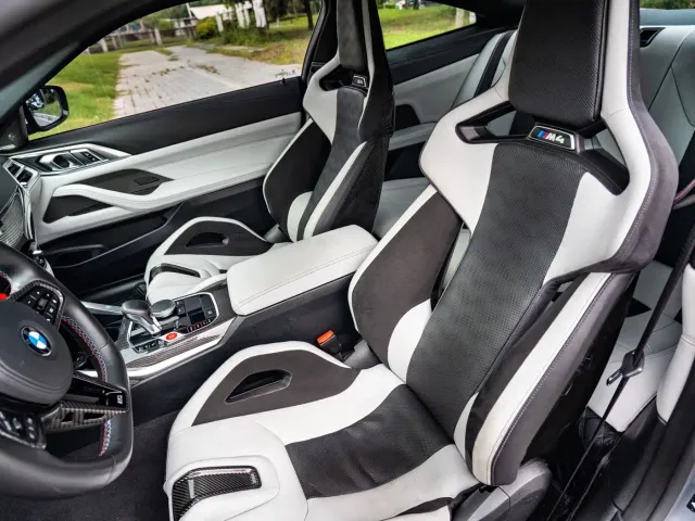 BMW M4 — Фото автомобиля 10