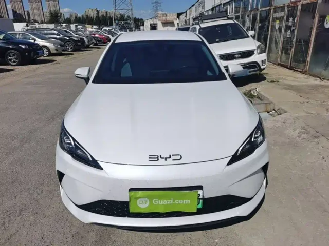 BYD Seal 05 DM-i — Фото автомобиля 2