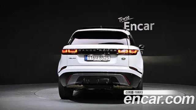 Land Rover Range Rover Velar Range Rover Velar 2.0 P250 R-Dynamic SE — Фото автомобиля 4