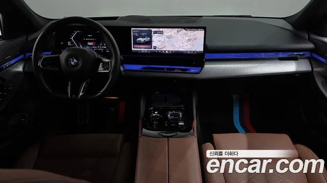 BMW 5 Series G60 — Фото автомобиля 10