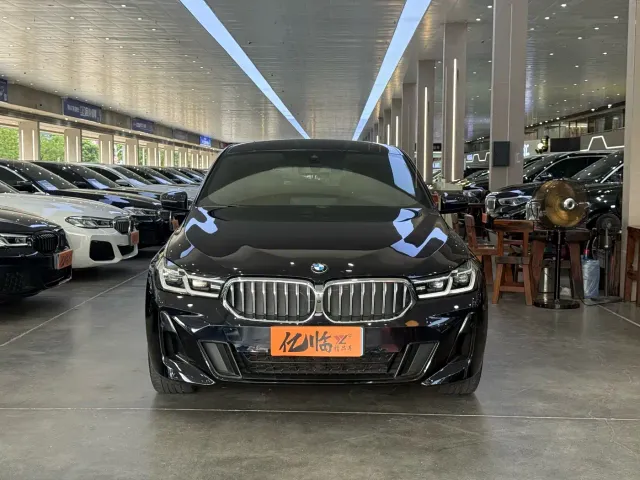 BMW 6 Series Gran Turismo — Фото автомобиля 2