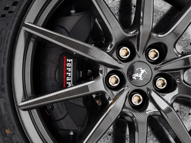 Ferrari SF90 — Фото автомобиля 7