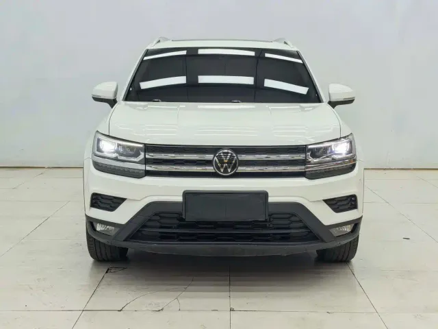 Volkswagen Tharu — Фото автомобиля 2