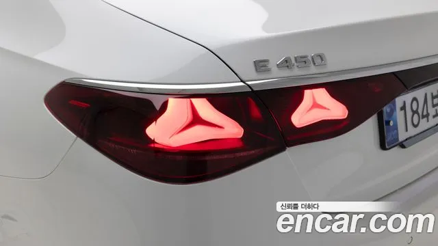 Mercedes-Benz E-Class W213 — Фото автомобиля 19