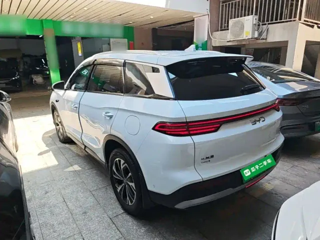 BYD Song Pro — Фото автомобиля 4
