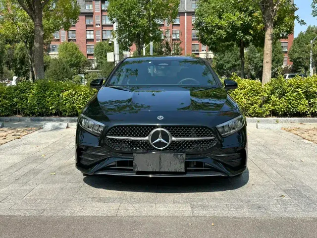 Mercedes-Benz A-Class — Фото автомобиля 2