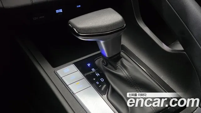 Hyundai AVANTE Новый Avante (CN7) 1.6 LPi (Для проката) — Фото автомобиля 7