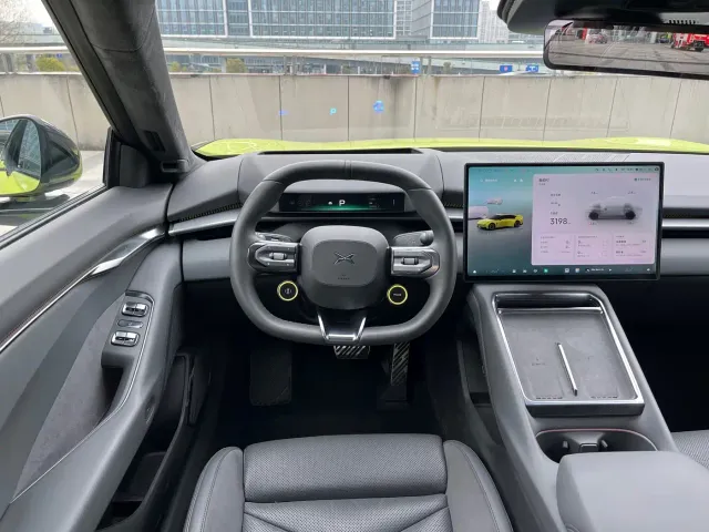 Xpeng P7 — Фото автомобиля 9
