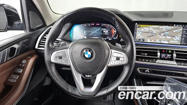 BMW X7 — Фото автомобиля 13