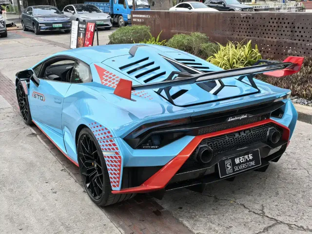 Lamborghini Huracan — Фото автомобиля 4
