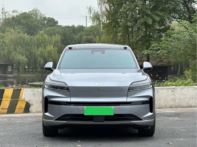 Onvo L90 — Фото автомобиля 2