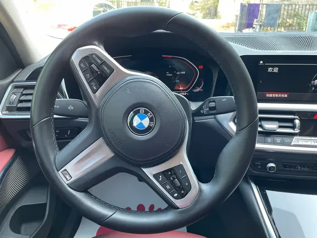 BMW 3 Series — Фото автомобиля 11