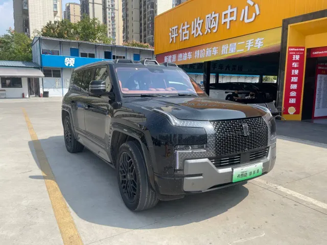 BYD U8 — Фото автомобиля 3