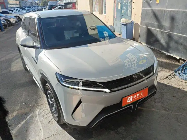 BYD Yuan UP — Фото автомобиля 2