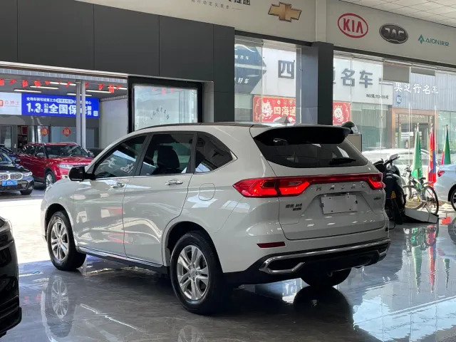Haval M6 — Фото автомобиля 14