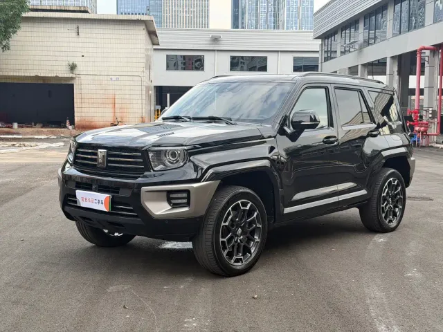 Фотография автомобиля — Tank 700