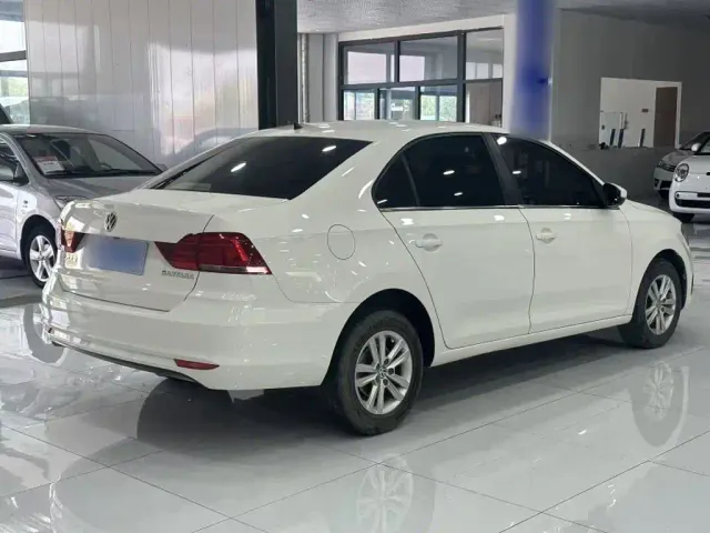 Volkswagen Santana — Фото автомобиля 10