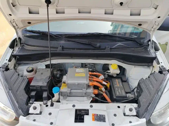 Roewe Clever — Фото автомобиля 15