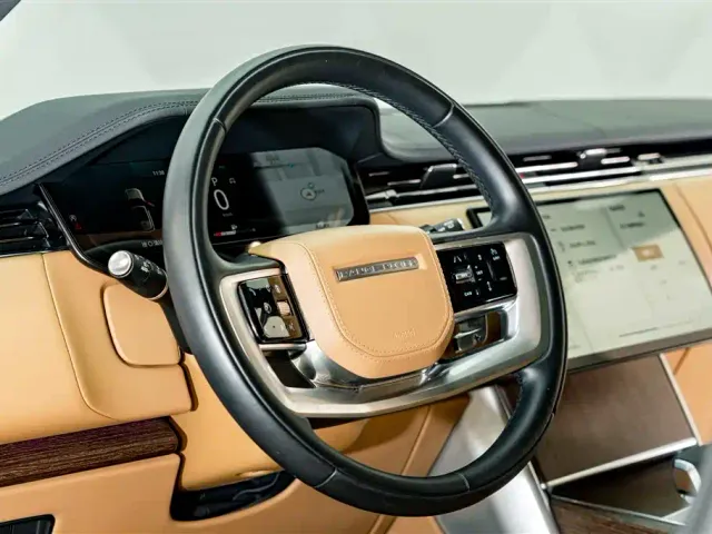 Land Rover Range Rover — Фото автомобиля 11