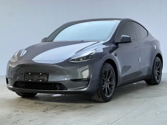 Фотография автомобиля — Tesla Model Y