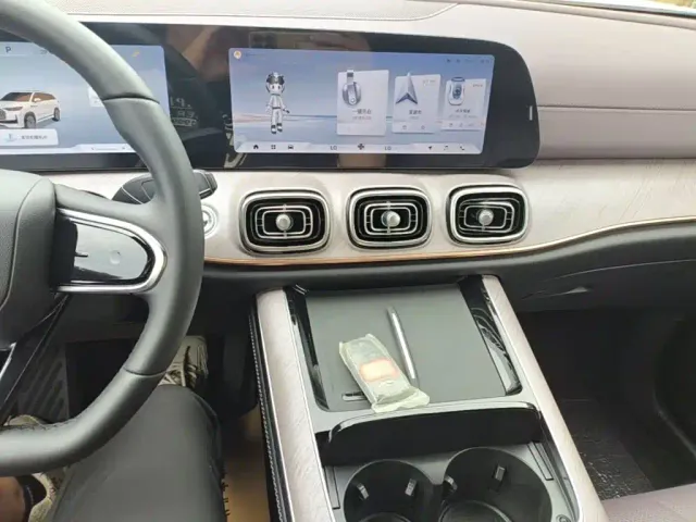 Chery Tiggo 9 — Фото автомобиля 12
