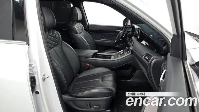 Hyundai Palisade Palisade Дизель 2.2 2WD — Фото автомобиля 10
