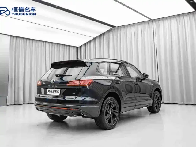 Volkswagen Touareg — Фото автомобиля 5