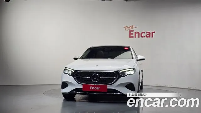 Mercedes-Benz E-Class W214 — Фото автомобиля 3