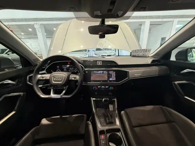 Audi Q3 — Фото автомобиля 16