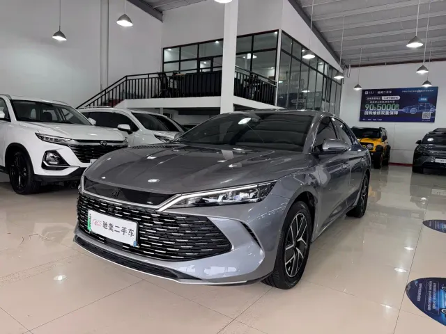 Фотография автомобиля — BYD Qin L
