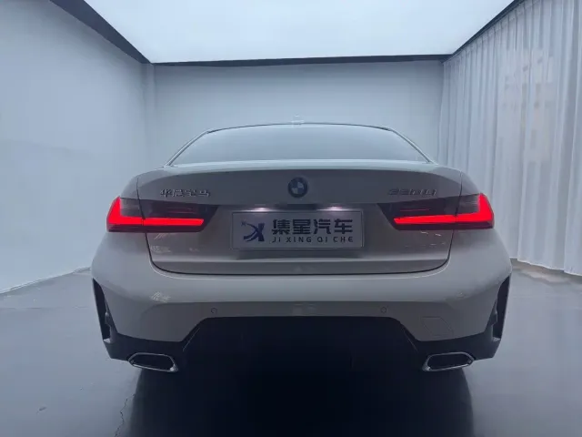 BMW 3 Series — Фото автомобиля 4