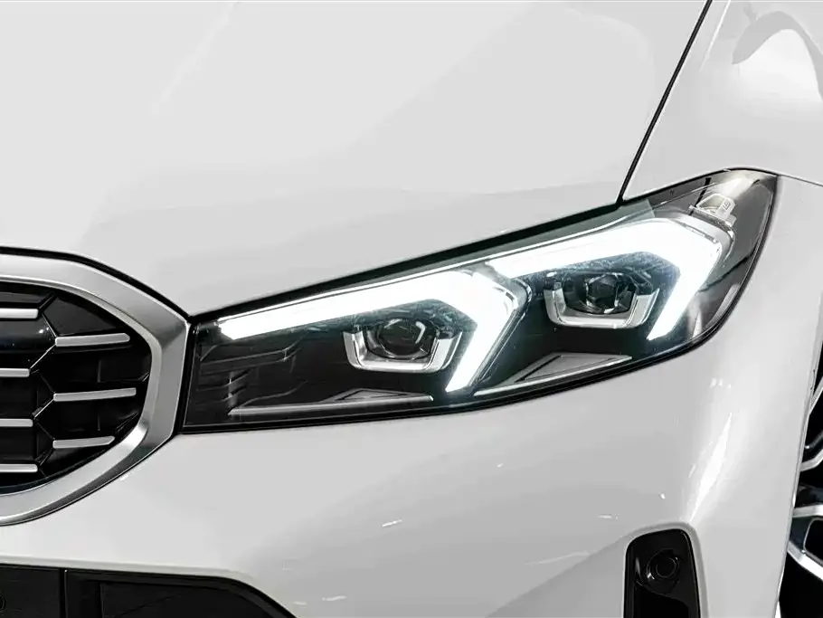 BMW BMW 3 Series 2025 325Li M Sport Package — Фото автомобиля 4