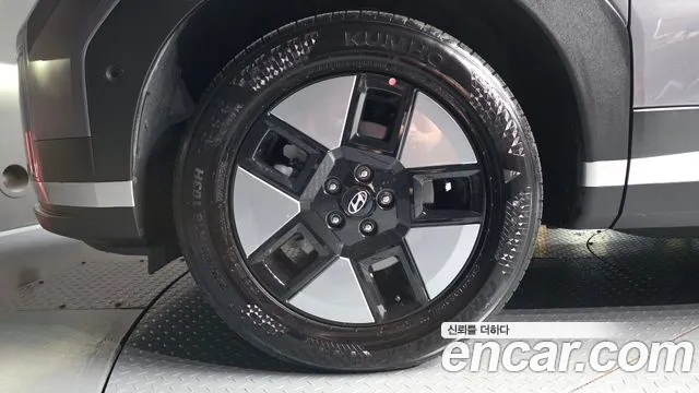 Hyundai Santa Fe MX5 — Фото автомобиля 5