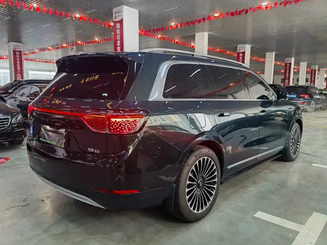 AITO Wenjie AITO M9 2024 Range Extender Max Edition 42kWh 6-seater — Фото автомобиля 4