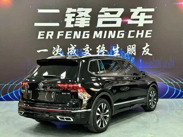 Volkswagen Tiguan L — Фото автомобиля 4